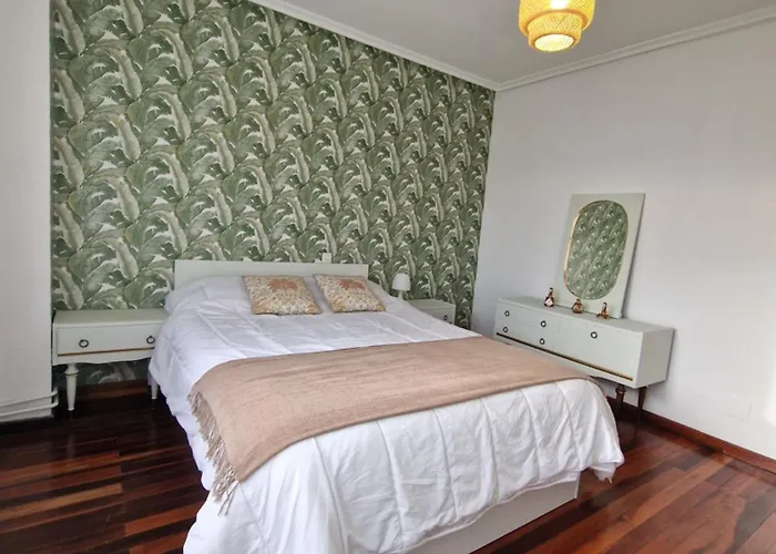 Tu Rincón En Castros Con Parking Privado Santander